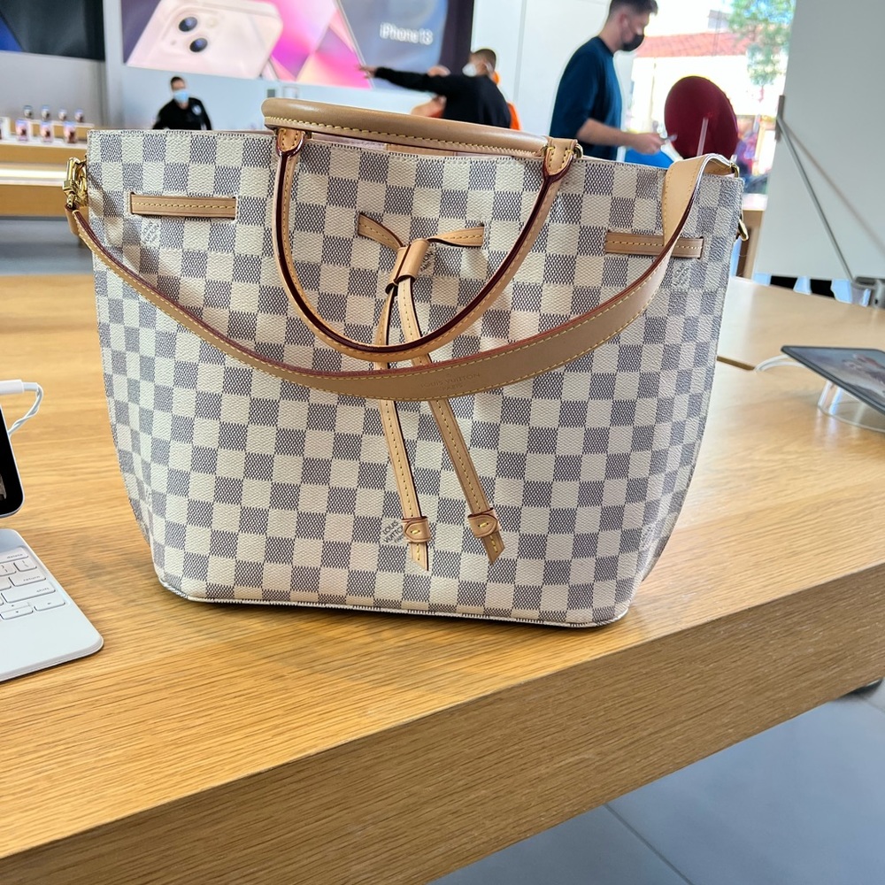 Authentic Louis Vuitton Girolata